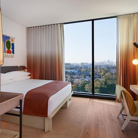 Moxy Sydney Airport Hotel Exterior photo
